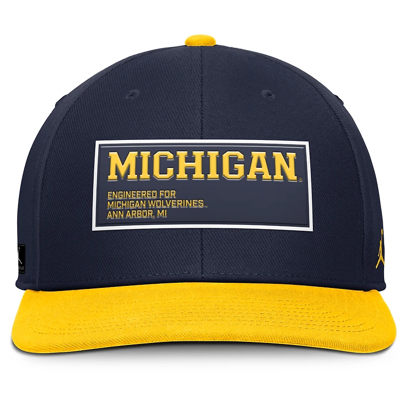 Casquette Jordan Brand pour homme, bleu marine/maïs, Michigan Wolverines 2025 On-Field Patch Pro Dri-FIT Snapback