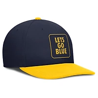 Casquette Jordan Brand bleu marine/maïs Michigan Wolverines 2025 Sideline Campus Pro Local Snapback pour homme