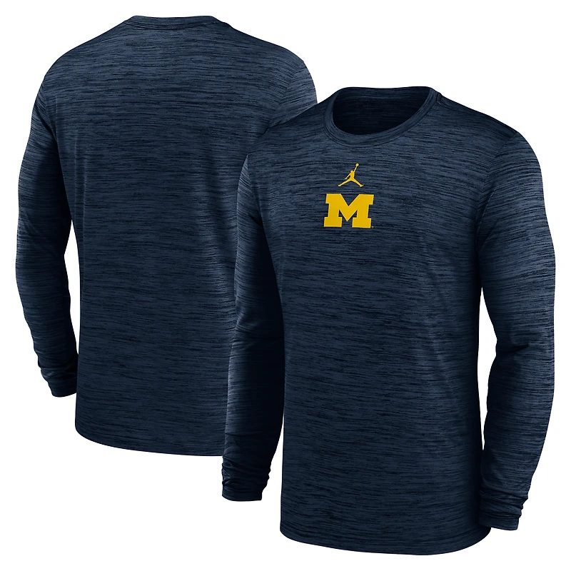 T-shirt à manches longues Jordan Brand bleu marine Michigan Wolverines 2025 Sideline Velocity Dri-FIT pour homme