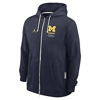 Sweat à capuche zippé Jordan Brand Navy Michigan Wolverines 2026 Sideline Standard Issue Dri-FIT pour homme
