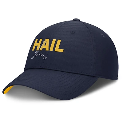 Casquette ajustable Jordan Brand bleu marine Michigan Wolverines Club Prep Performance pour homme