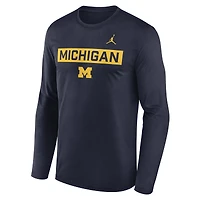 T-shirt à manches longues Jordan Brand bleu marine Michigan Wolverines Primetime Campus 2-Hit Legend Dri-FIT pour homme