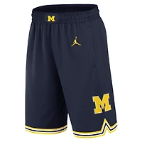 Short de basket-ball Jordan Brand bleu marine Michigan Wolverines Road Replica Performance pour homme