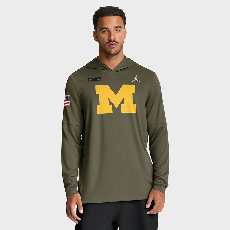 T-shirt à capuche manches longues Jordan Brand Michigan Wolverines 2025 Military Appreciation Dri-FIT pour homme, olive