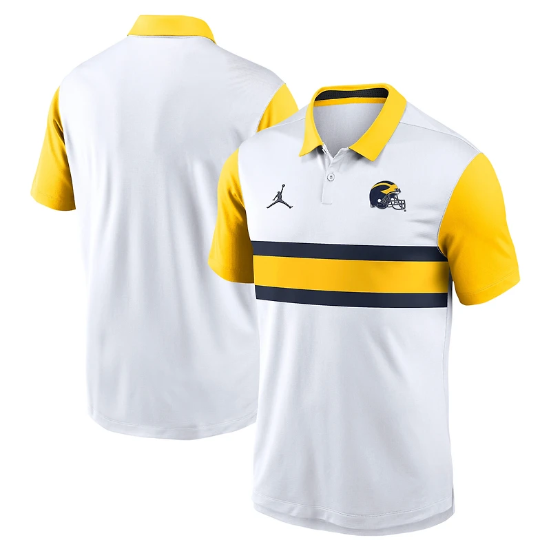 Polo Jordan Brand blanc/maïs Michigan Wolverines Athletic Prep à logo alternatif Vapor Dri-FIT pour homme