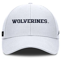 Casquette ajustable Jordan Brand Michigan Wolverines 2025 On-Field Rise Performance pour homme