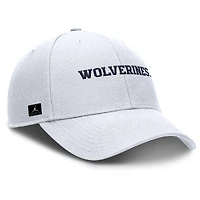 Casquette ajustable Jordan Brand Michigan Wolverines 2025 On-Field Rise Performance pour homme, blanche