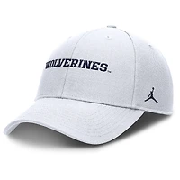 Casquette ajustable Jordan Brand Michigan Wolverines 2025 On-Field Rise Performance pour homme, blanche
