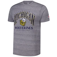 T-shirt à manches longues Victory Falls Tri-Blend Arch 2.0 des Wolverines du Michigan pour hommes, gris chiné, tenue universitaire