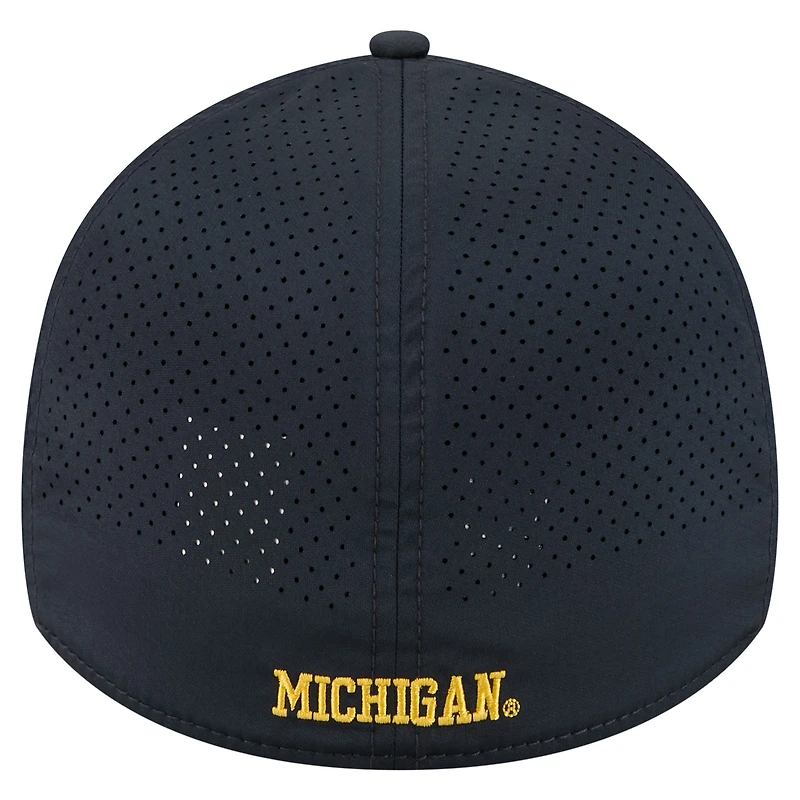 Men's New Era  Navy Michigan Wolverines Rope 39THIRTY Flex Hat