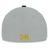 Men's Top of the World  Gray/Navy Michigan Wolverines Mick Flex Hat