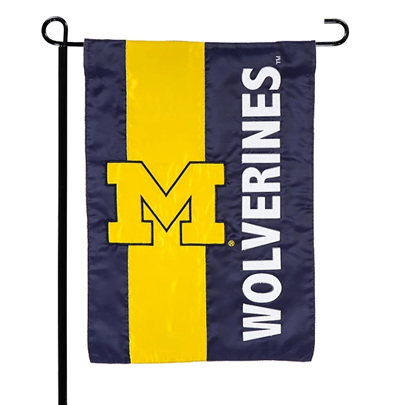 Drapeau de jardin orné des Michigan Wolverines (12,5 po x 18 po)