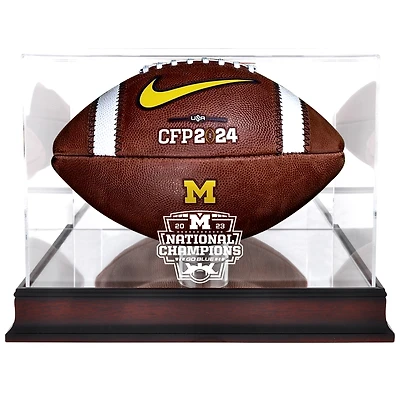 Vitrine de football en acajou des champions nationaux des éliminatoires de football universitaire 2023 des Wolverines du Michigan