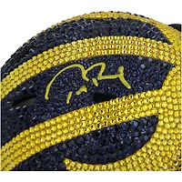 Casque Riddell Speed Mini dédicacé par Tom Brady, Michigan Wolverines, avec cristaux Swarovski - Illustration par Rock On Sports