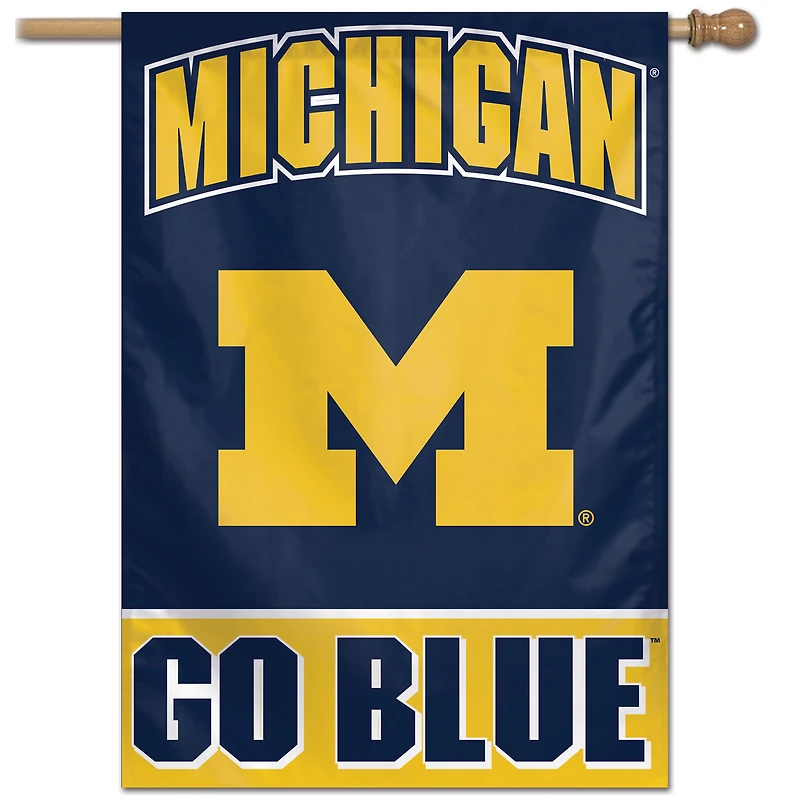 WinCraft Michigan Wolverines 28 "x 40" Wordmark Bannière verticale simple face