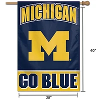 WinCraft Michigan Wolverines 28 "x 40" Wordmark Bannière verticale simple face
