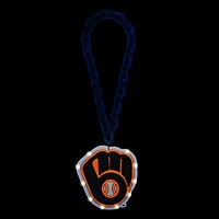 Les Brewers de Milwaukee illuminent une chaîne de fans avec un grand logo
