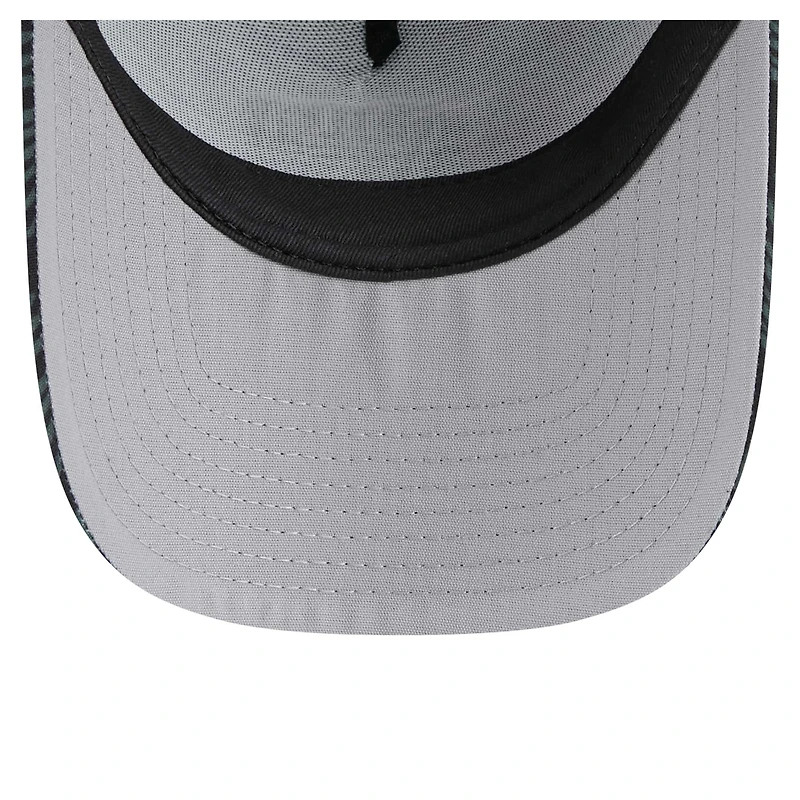 Men's New Era Black Milwaukee Brewers 9FORTY A-Frame Trucker Adjustable Hat