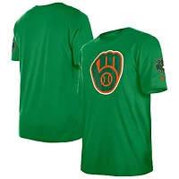 Men's New Era  Kelly Green Milwaukee Brewers St. Patrick's Day Shamrock Fill T-Shirt