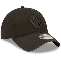 Casquette réglable New Era Milwaukee Brewers Core Classic 2.0 9TWENTY noir sur noir pour homme