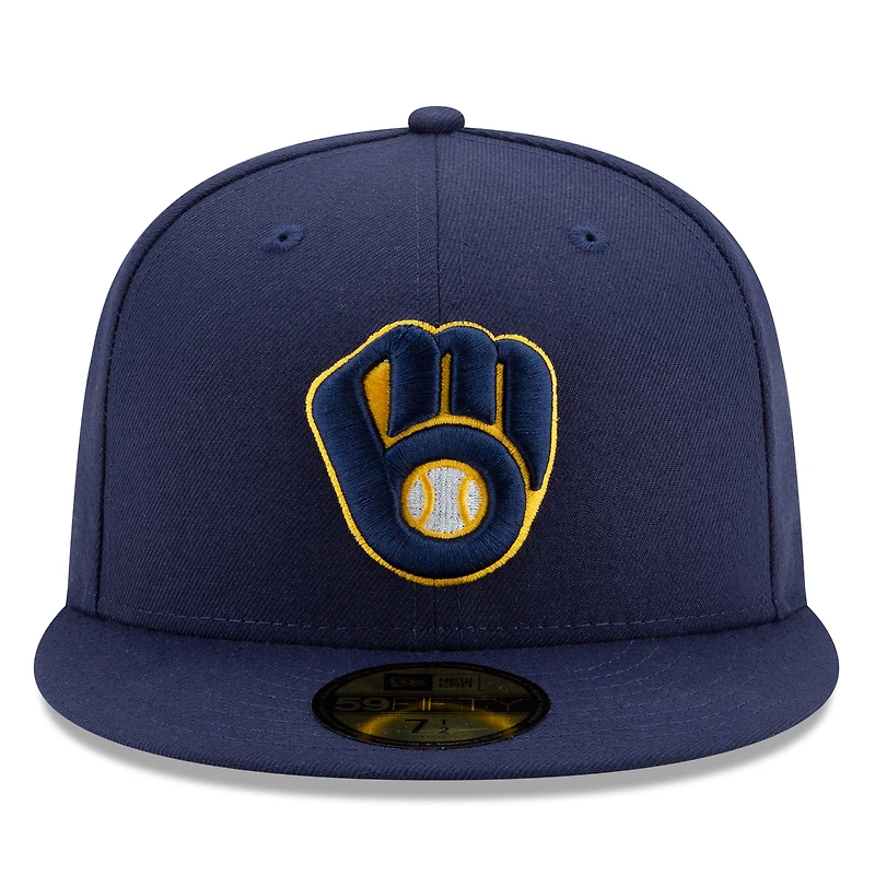 Casquette ajustée 59FIFTY bleu marine pour homme des Milwaukee Brewers de la MLB 2025, avec écusson latéral