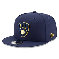 Casquette snapback 9FIFTY bleu marine New Era pour homme, édition 2025 des Milwaukee Brewers, avec patch latéral