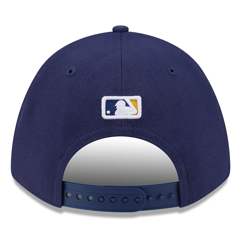 Casquette ajustable 9FORTY bleu marine New Era pour homme, édition 2025 des Milwaukee Brewers, avec patch latéral