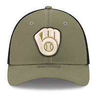 Casquette New Era Olive Milwaukee Brewers 2026 Journée des forces armées 39THIRTY M-Crown Flex pour homme