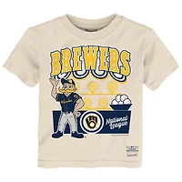 T-shirt Mitchell & Ness crème pour tout-petit « Milwaukee Brewers Step Back Up »