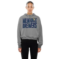 Sweat à capuche court bandes et fermeture éclair quart de tour New Era gris chiné des Milwaukee Brewers pour femme