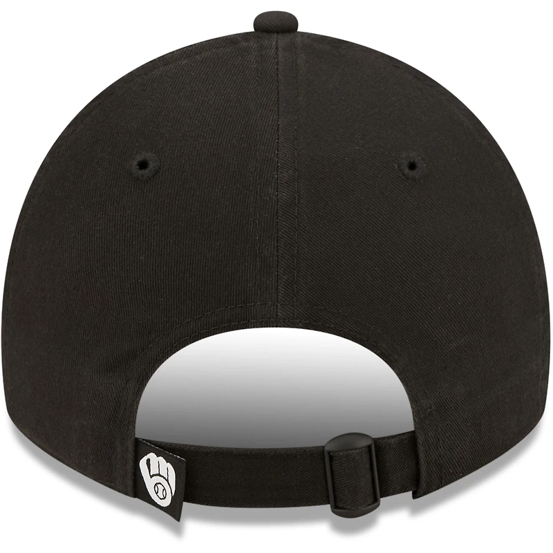 Women's New Era Milwaukee Brewers Black on Black Core Classic II 9TWENTY Adjustable Hat