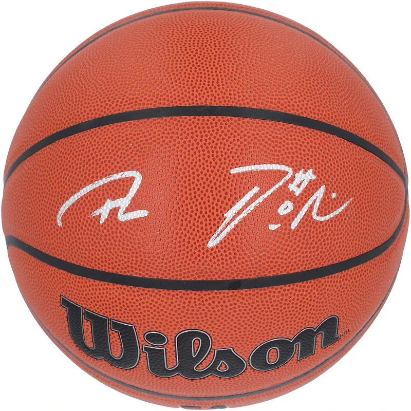 Ballon de basket-ball d'intérieur/extérieur Wilson Authentic Series autographié par Giannis Antetokounmpo et Damian Lillard des Milwaukee Bucks