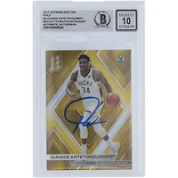 Giannis Antetokounmpo Milwaukee Bucks Autographié 2017-18 Panini Spectra Gold #5 #3/10 Beckett Fanatics Witnessed Authenticated 10 Card