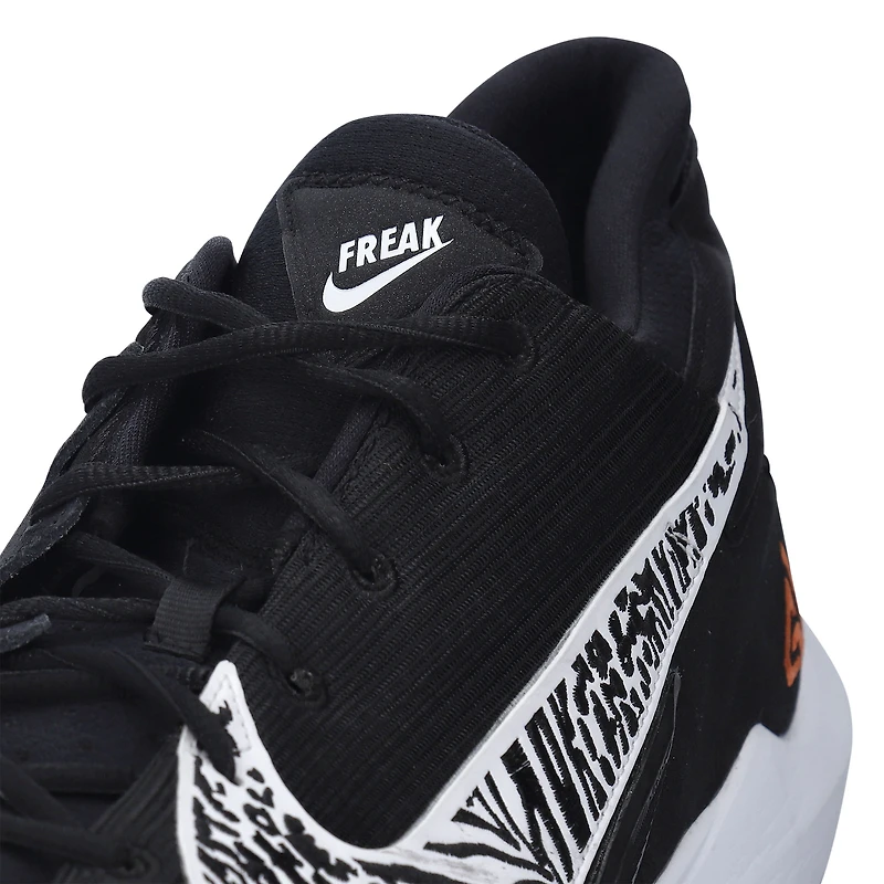 Giannis Antetokounmpo Milwaukee Bucks Autographed Game-Used Black Nike Shoes vs. Miami Heat on August 31 2020 with Multiple Inscriptions