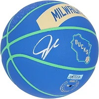 Ballon de basket-ball de collection Wilson 2023/24 City Edition autographié par Giannis Antetokounmpo Milwaukee Bucks