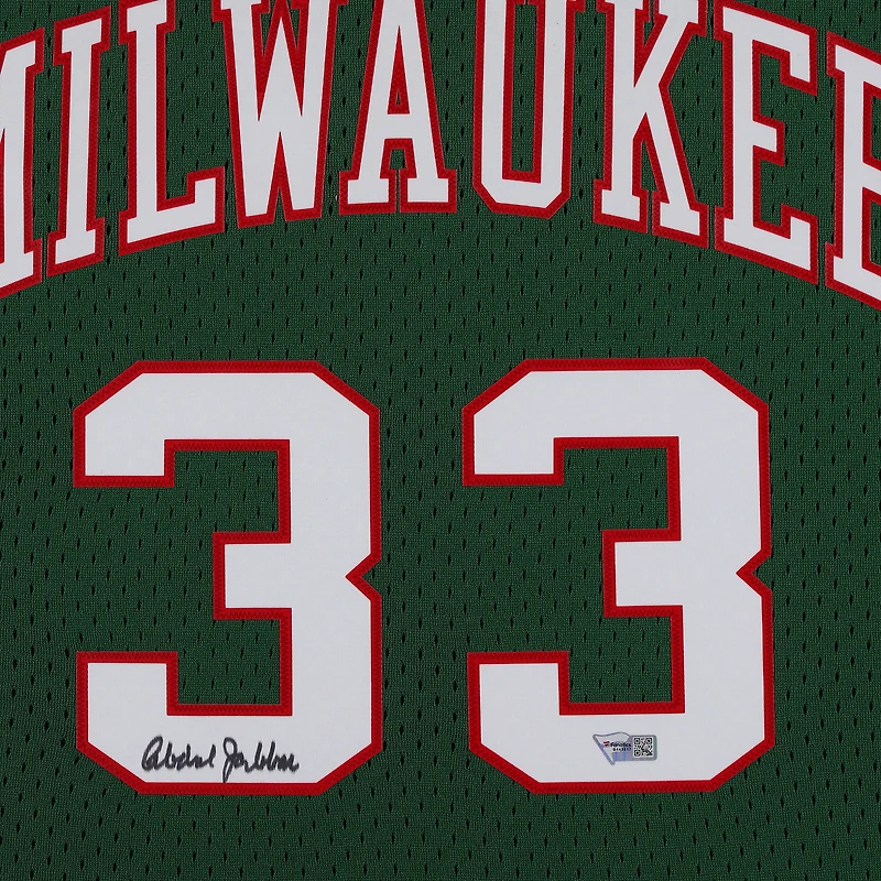 Maillot Mitchell & Ness vert dédicacé par Kareem Abdul-Jabbar des Milwaukee Bucks 1970-71