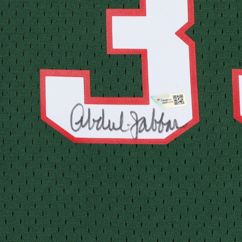 Kareem Abdul-Jabbar Milwaukee Bucks Autographed Green Mitchell and Ness 1970-71 Throwback Jersey