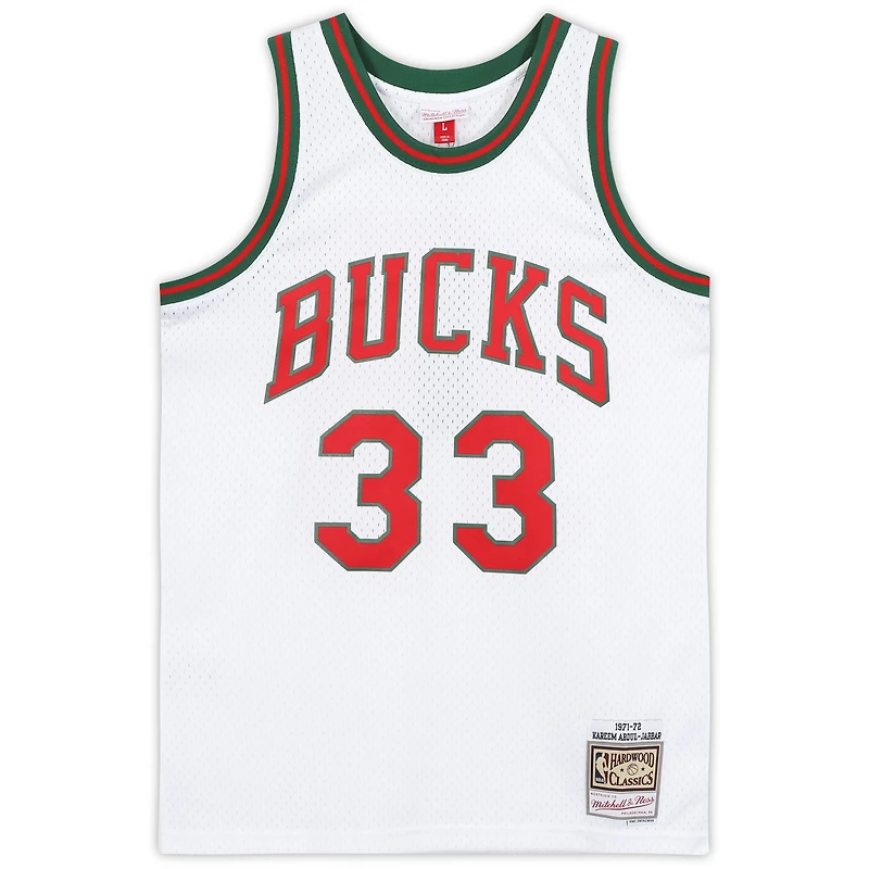 Kareem Abdul-Jabbar Milwaukee Bucks Autographed White Mitchell and Ness Replica 1971-72 Throwback Jersey