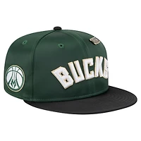 Men's New Era  Hunter Green/Black Milwaukee Bucks Throwback Satin Vintage Pin Two-Tone 59FIFTY Fitted Hat