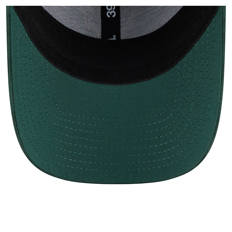 Men's New Era  Hunter Green Milwaukee Bucks Subtle Camo 39THIRTY Flex Hat