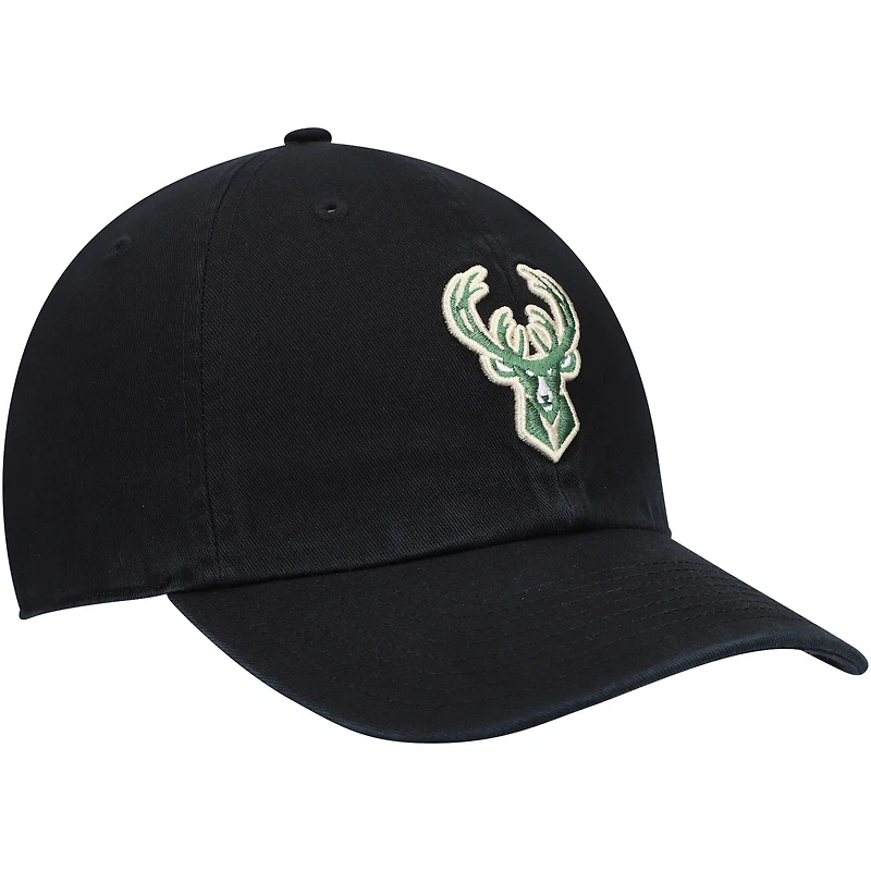 Men's '47 Black Milwaukee Bucks Core Logo Clean Up Adjustable Hat
