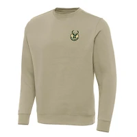 Sweat-shirt ras du cou Victory Antigua Khaki pour homme des Milwaukee Bucks
