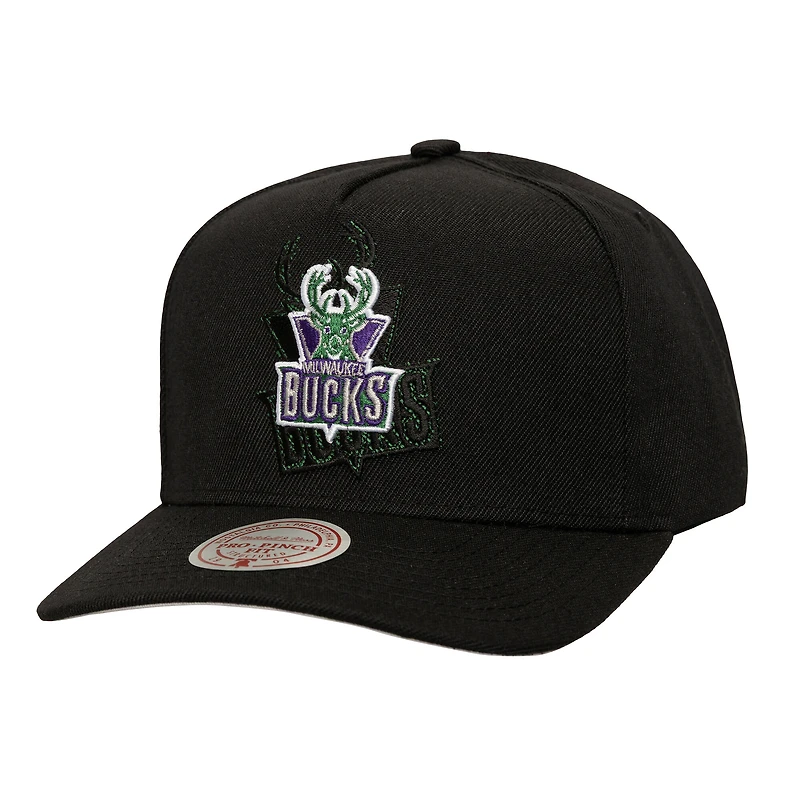 Men's Mitchell & Ness  Black Milwaukee Bucks Tilted Pro Pinch Adjustable Hat