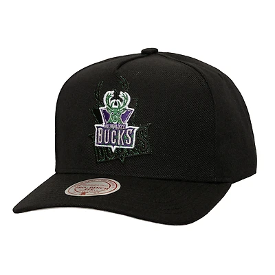 Men's Mitchell & Ness  Black Milwaukee Bucks Tilted Pro Pinch Adjustable Hat