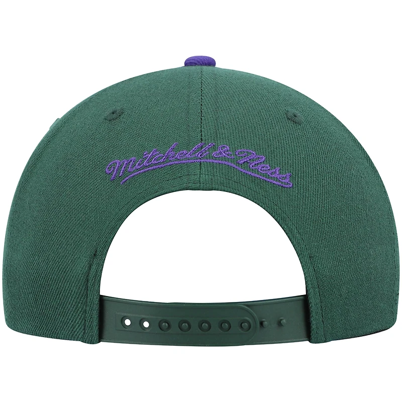 Men's Mitchell & Ness Green/Purple Milwaukee Bucks Hardwood Classics Team Two-Tone 2.0 Snapback Hat