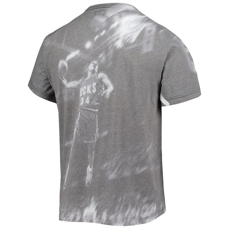 T-shirt pour homme Mitchell & Ness Ray Allen gris chiné Milwaukee Bucks Above The Rim