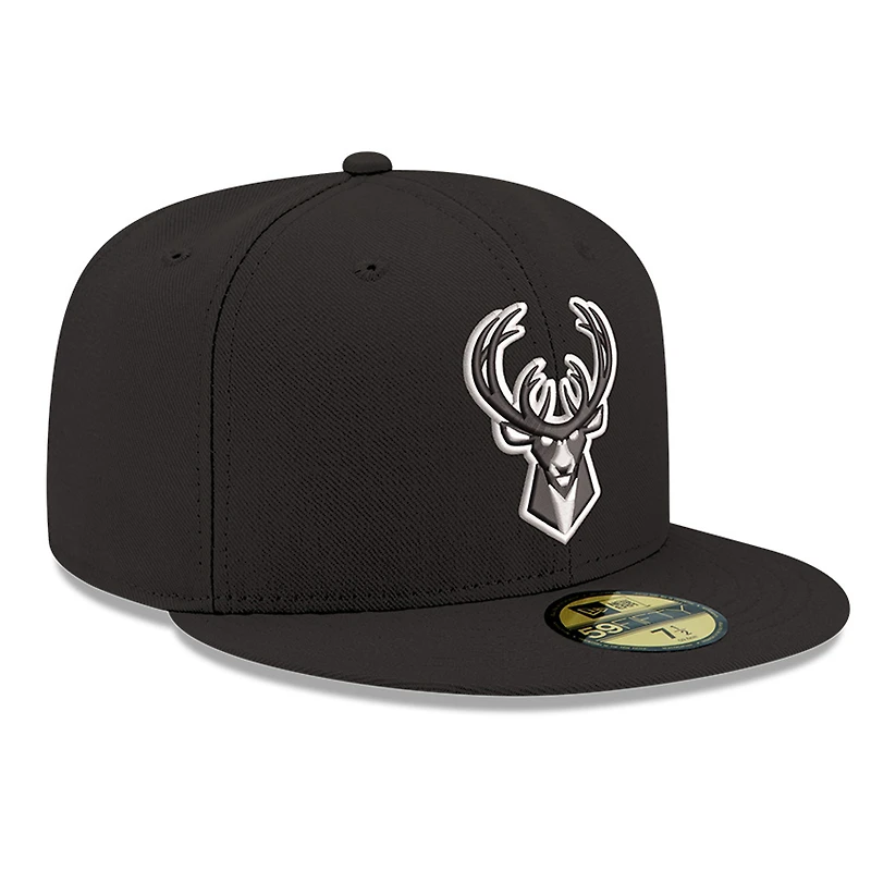 Men's New Era Black/White Milwaukee Bucks 59FIFTY Fitted Hat