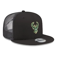 Casquette snapback New Era 9FIFTY noire pour homme, logo Milwaukee Bucks Core, maille.
