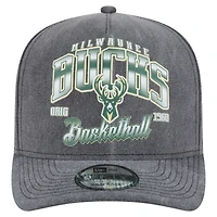 Men's New Era  Charcoal Milwaukee Bucks Throwback Washed Pre-Curved 9FIFTY Snapback Hat