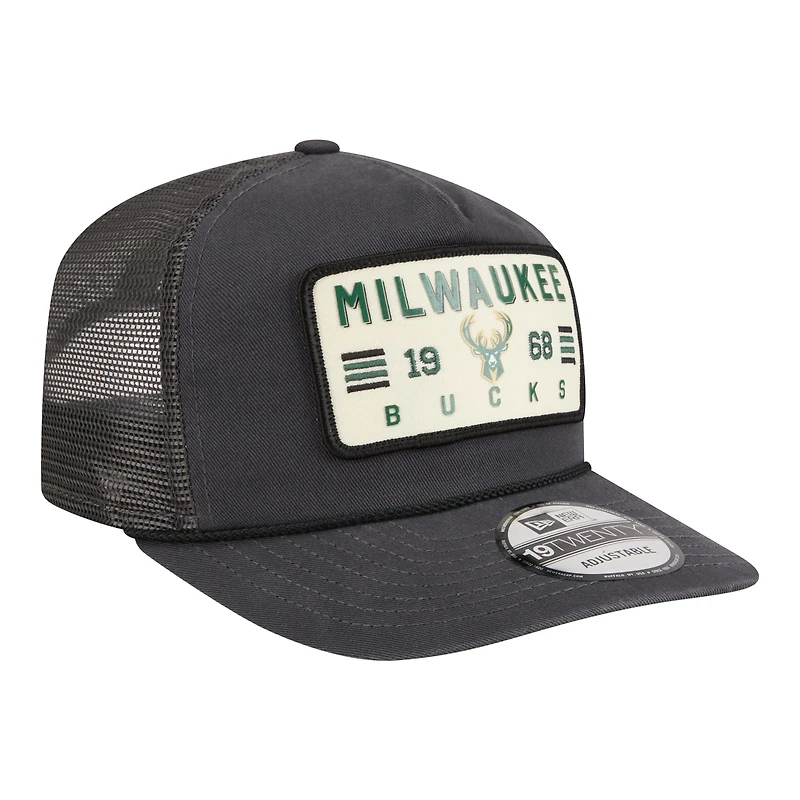 Men's New Era Charcoal Milwaukee Bucks Washed Patch 19TWENTY Adjustable Trucker Hat